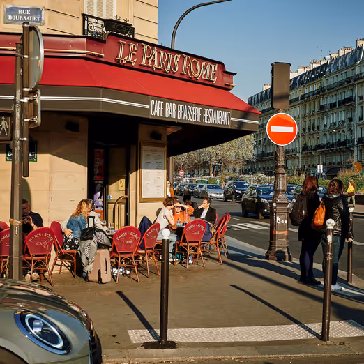 Paris i blomst: En reisendes guide til vårlig prakt