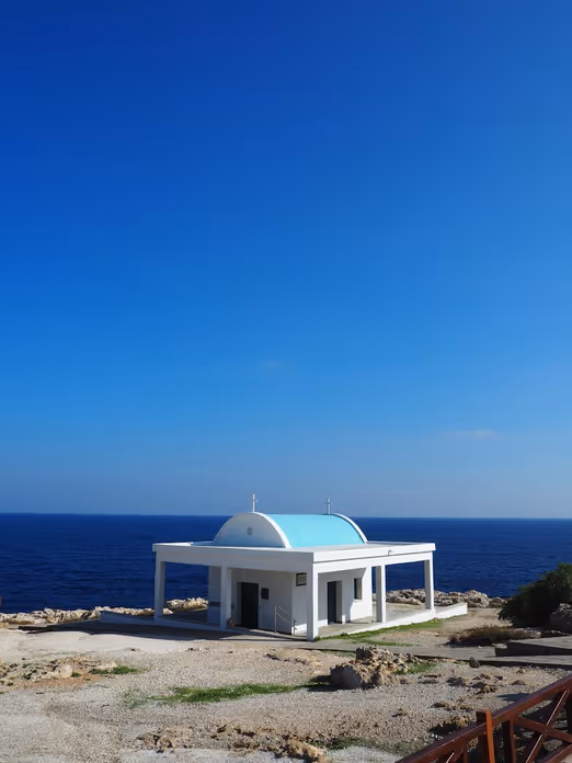 Zypern im August: Sommer, Sonne und kristallklares Meer
