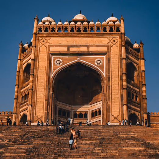 Herbstlaub und Festivals: Indiens November-Extravaganz