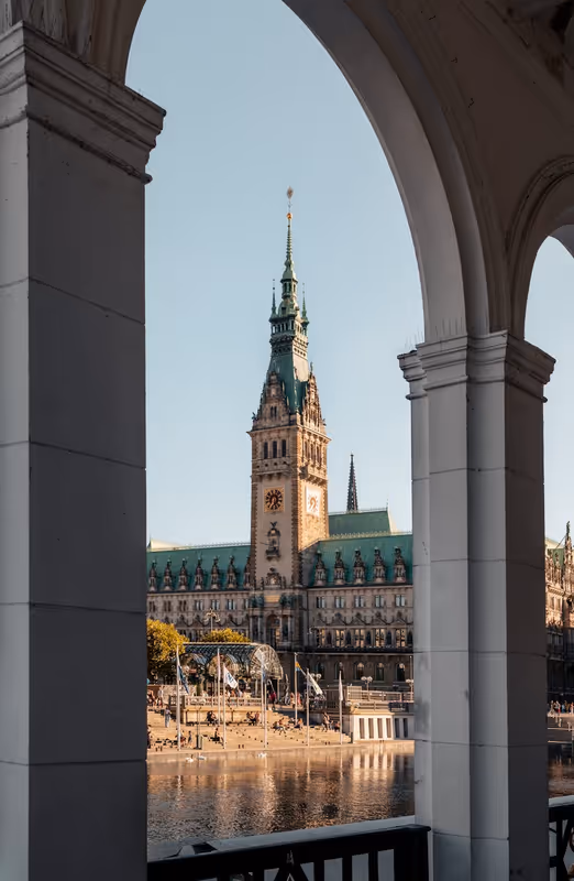 Winterwunderland in Hamburg: Entdecken Sie die Magie einer Winterreise