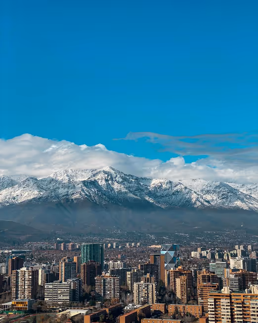 Santiago in winterlicher Pracht: Die Wunder von Südamerika entdecken