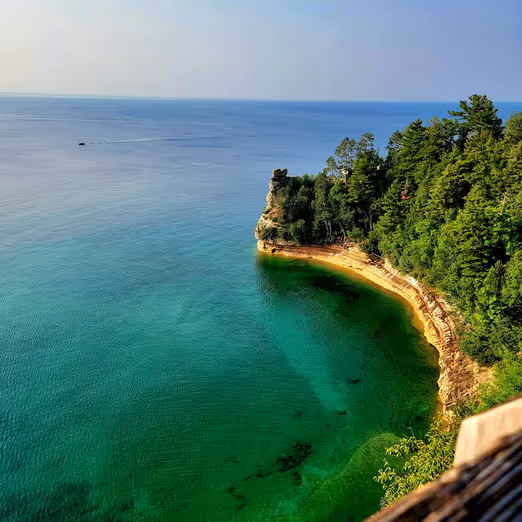 Sonniger Sommer an den Großen Seen: Eine Reise zu den malerischen Ufern Michigans